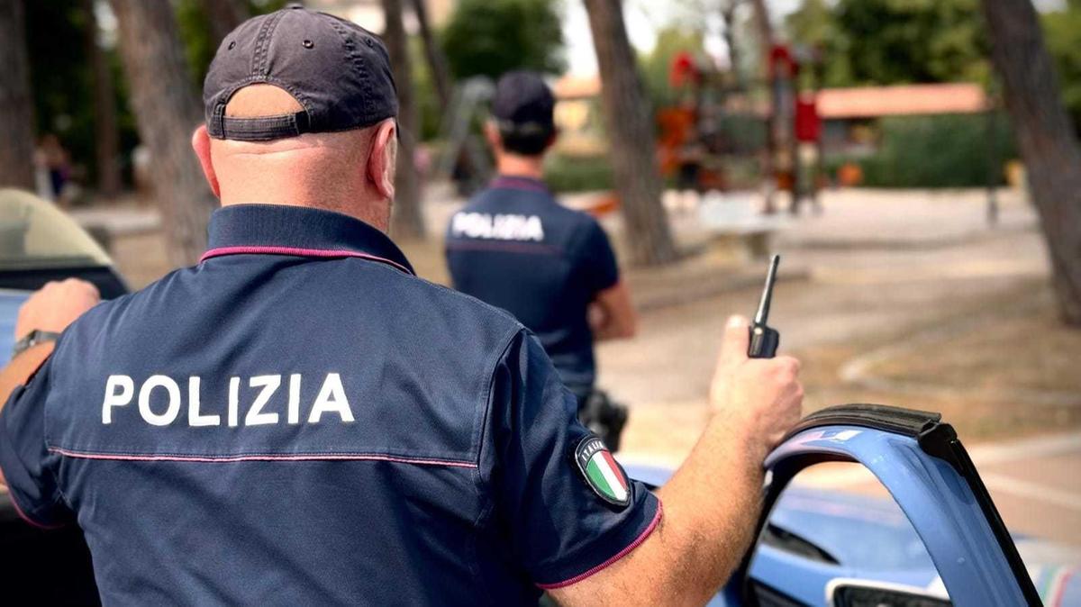 Madre di 40 anni e figlia di 13 trovate morte a Torino, possibile omicidio-suicidio
