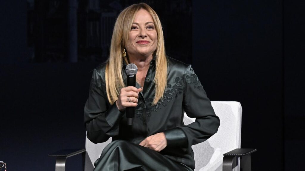 Meloni: "Colpita dagli eventi con Trump, ma il rapporto con gli Usa deve tornare alla normalità"