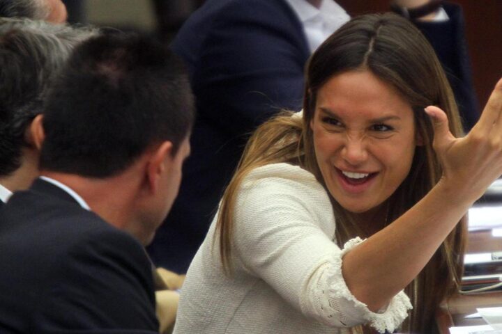 Milano, la procura chiede la sospensione della pena per Nicole Minetti dopo grazia presidenziale