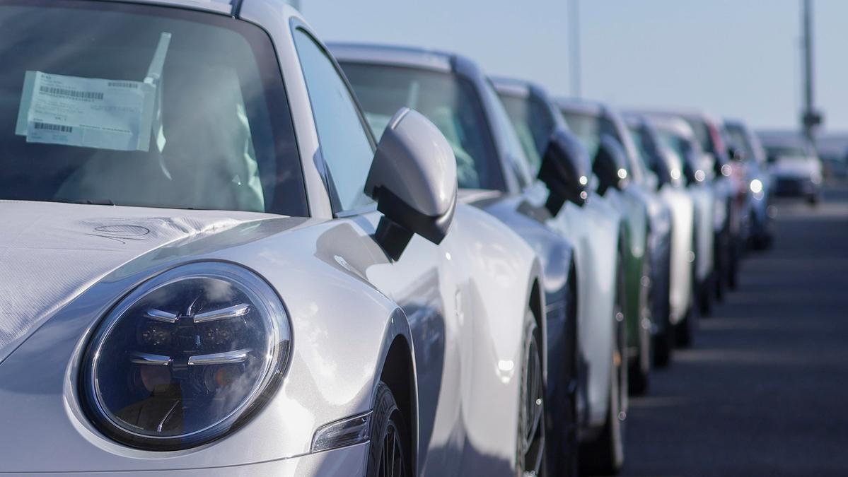 Obbligo di segnalazione di emergenza per auto di nuova immatricolazione dal 7 luglio 2026