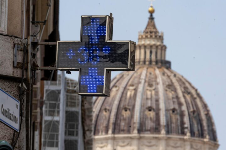 Ondate di calore in Italia: l'Oms segnala cinque decessi in 24 ore, Roma contesta i dati