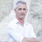 Petizione contro Eshkol Nevo al festival ‘Il Libro Possibile’ in Puglia, monsignor Moscone chiede critiche all'Israele attuale