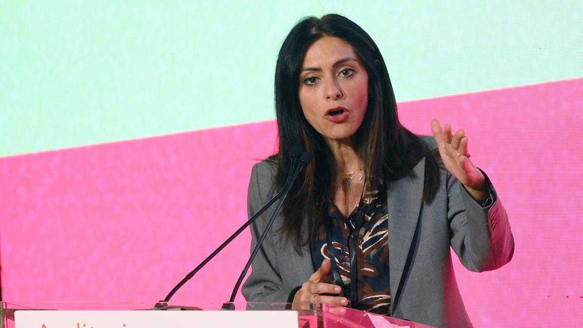 Pina Picierno lascia il Pd: “Non lo riconosco più” e critica l’ambiguità sui valori europei