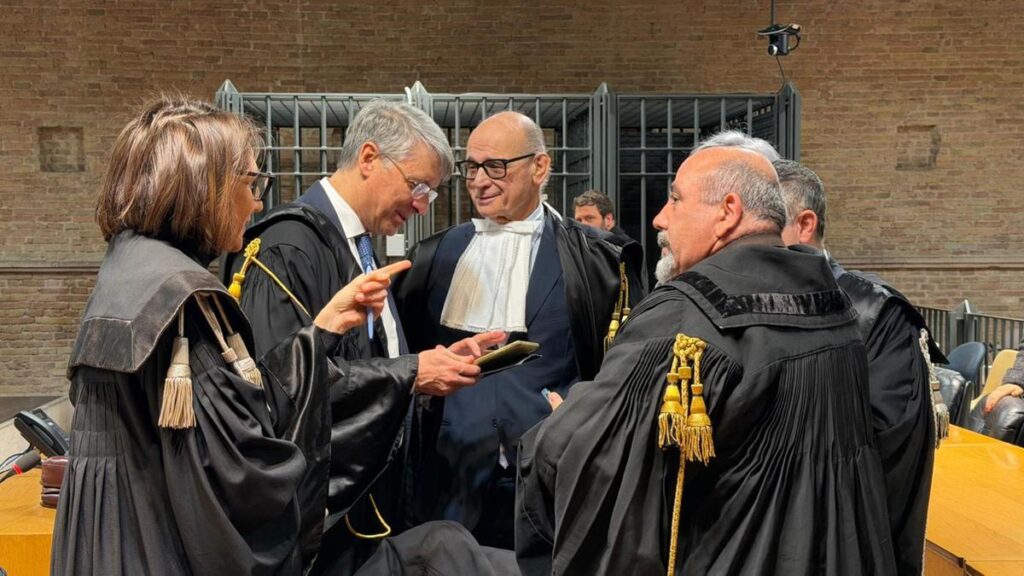 Processo per il suicidio di Andrea Prospero a Perugia: "La responsabilità di chi ha sfruttato la sua fragilità"