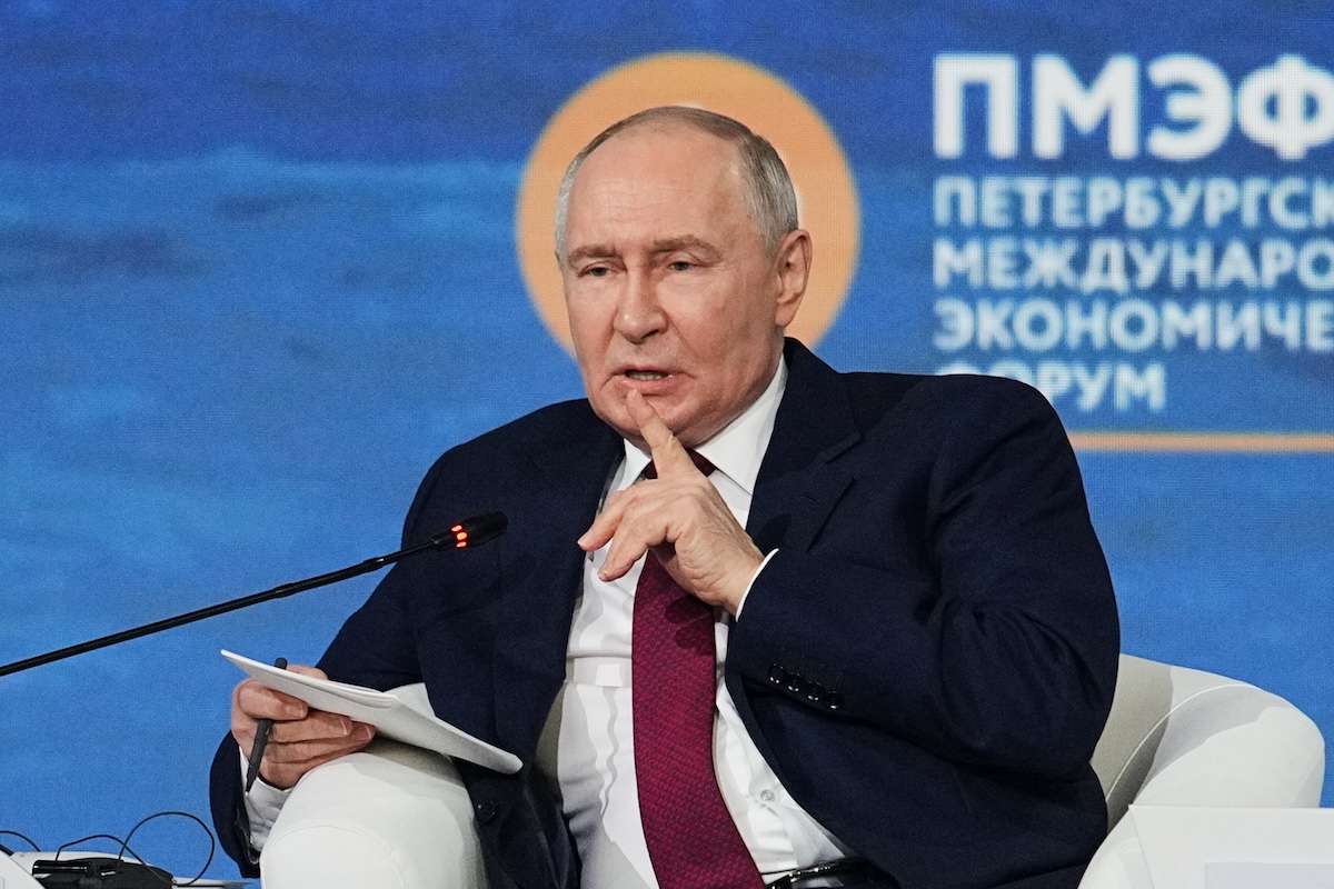 Putin rifiuta l'invito di Zelensky a un incontro per negoziare la pace in Ucraina