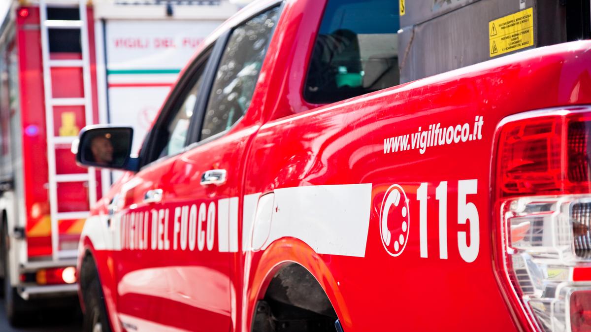 Quattro corpi carbonizzati trovati in un'auto in un distributore di Amendolara