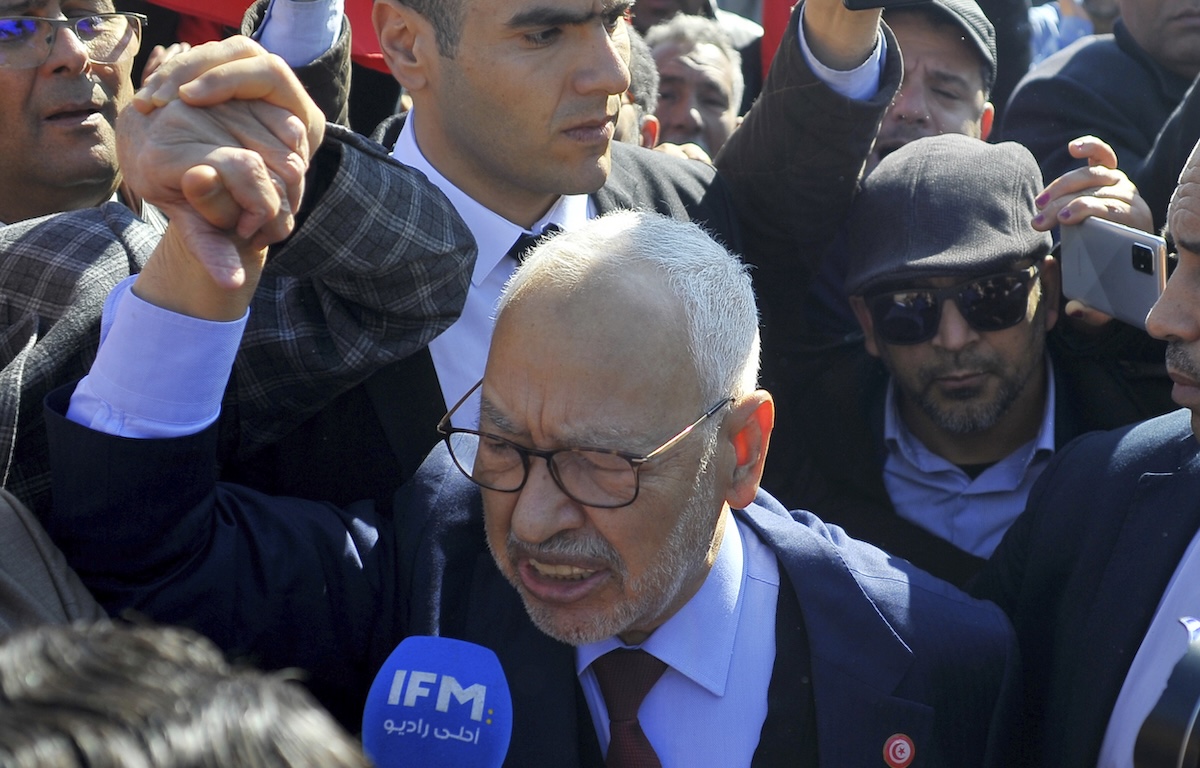 Rached Ghannouchi condannato all'ergastolo in Tunisia, oppressione politica sotto il regime di Kais Saied