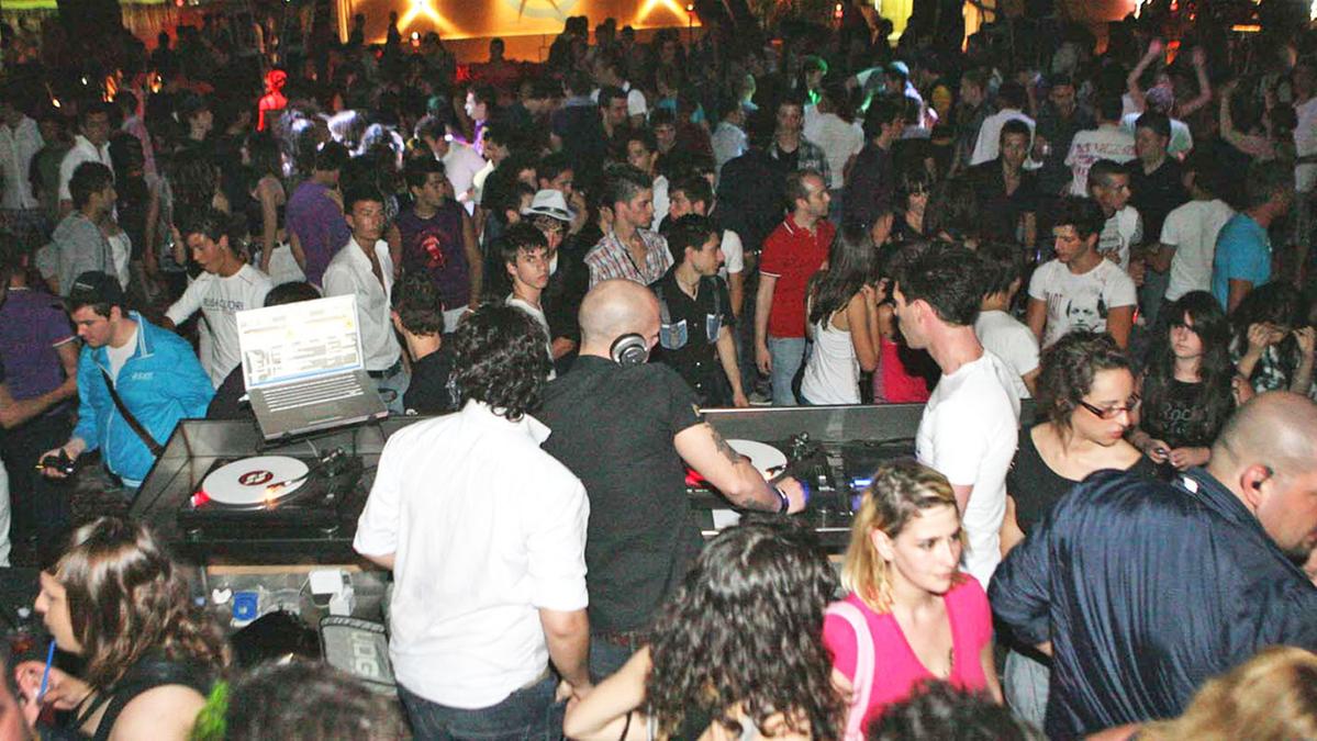 Ragazzo di 16 anni respinto all'ingresso di discoteca a Imola per il colore della pelle