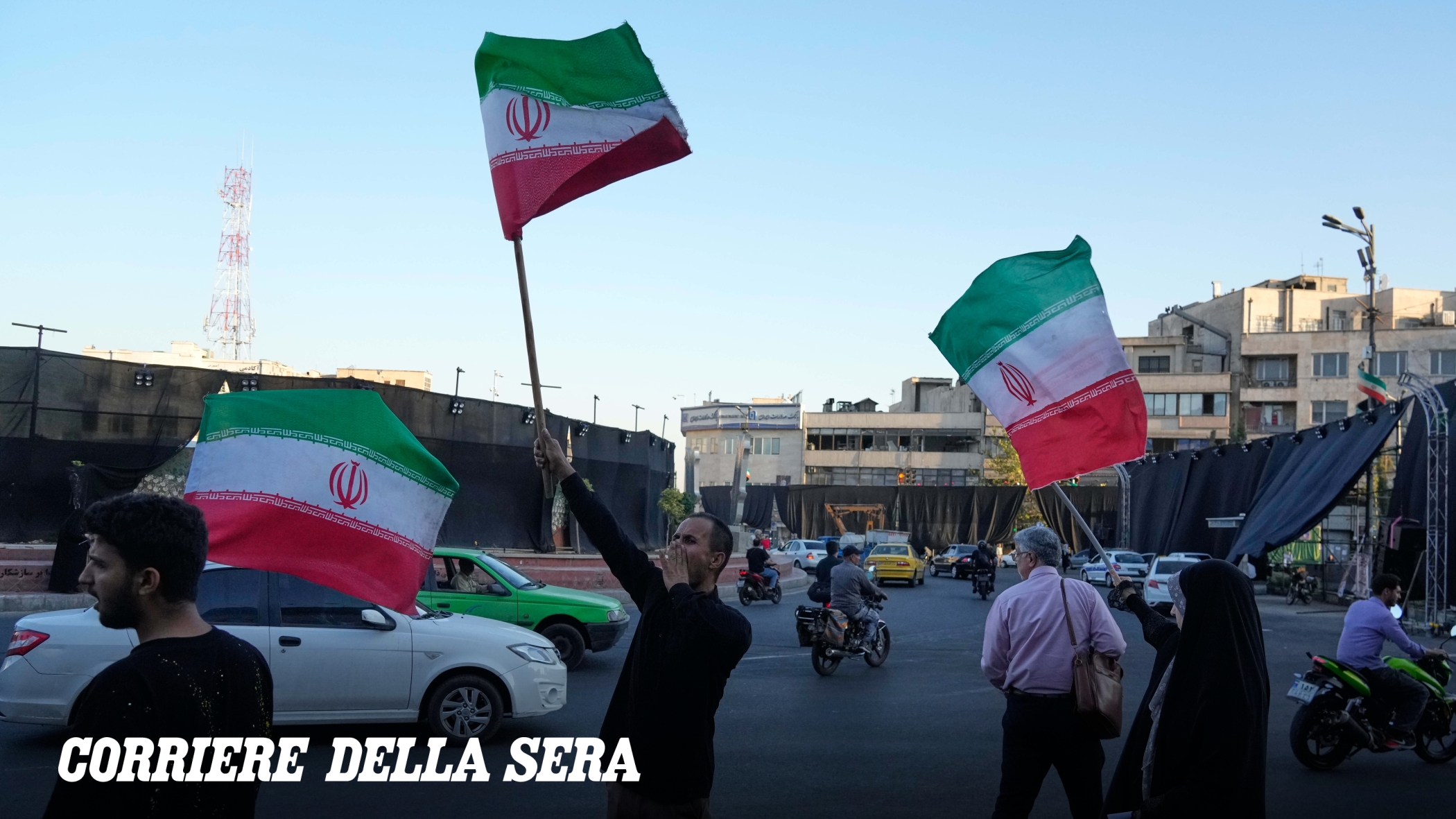 Raid aerei statunitensi contro obiettivi iraniani nello stretto di Hormuz dopo violazione del cessate il fuoco