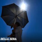 Record di caldo in Francia, 40 morti annegati in cinque giorni e Bordeaux tocca i 43,3 gradi