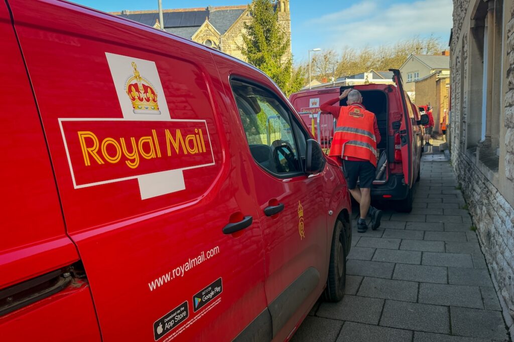 Ritardo di 19 anni nella consegna di una rivista nel Regno Unito, Royal Mail offre scuse