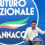 Roberto Vannacci nega l'esistenza del femminicidio durante la conferenza di Futuro Nazionale