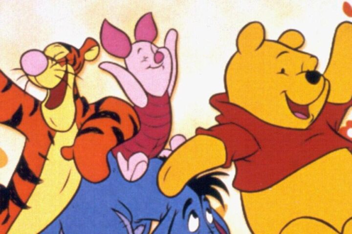 Scoperti 60 mila euro non dichiarati nel peluche di Winnie the Pooh: passeggera denunciata a Genova