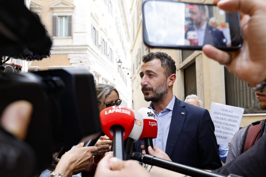 Sospesa la patente di Emanuele Pozzolo per un anno dopo l'incidente di giugno