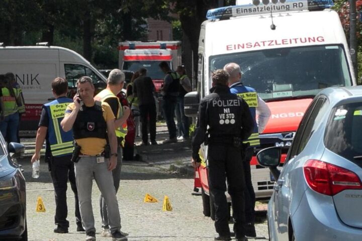 Strage in Germania: un padre uccide sei persone per la custodia della figlia a Stade