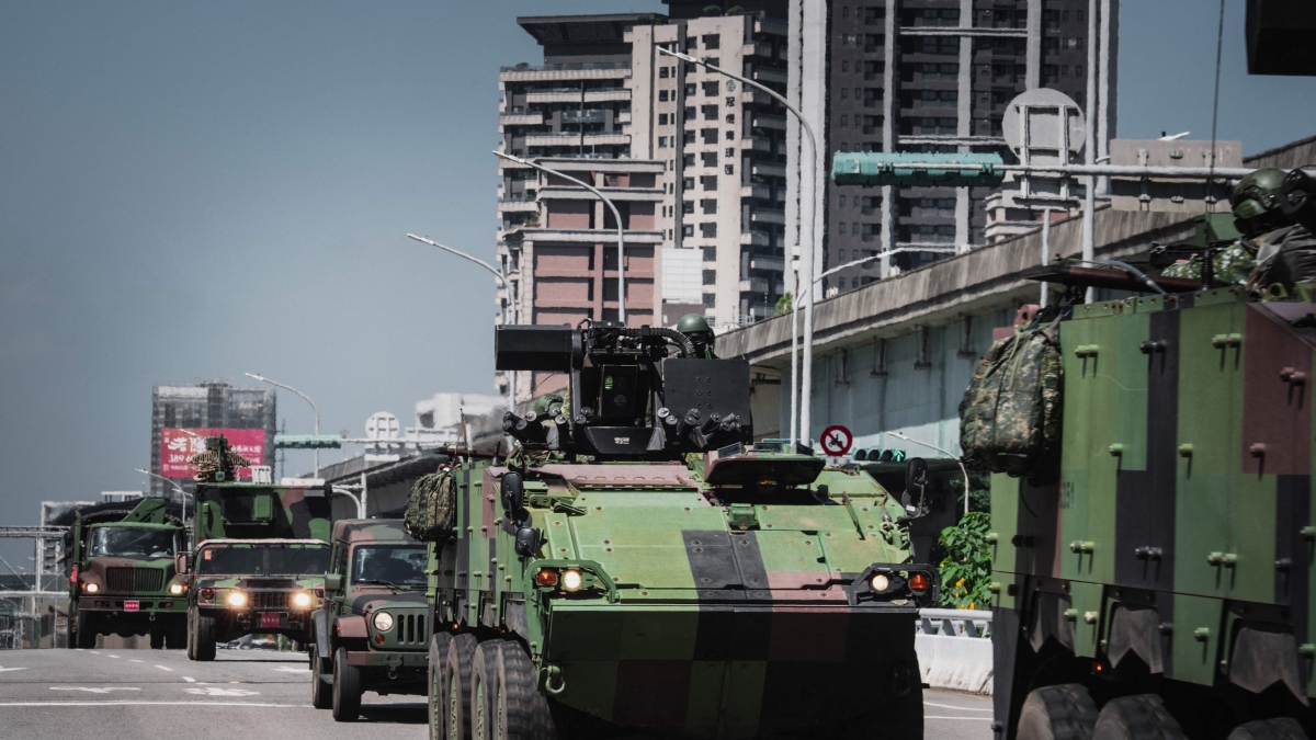 Taiwan avvia esercitazioni militari di cinque giorni in risposta a minacce cinesi