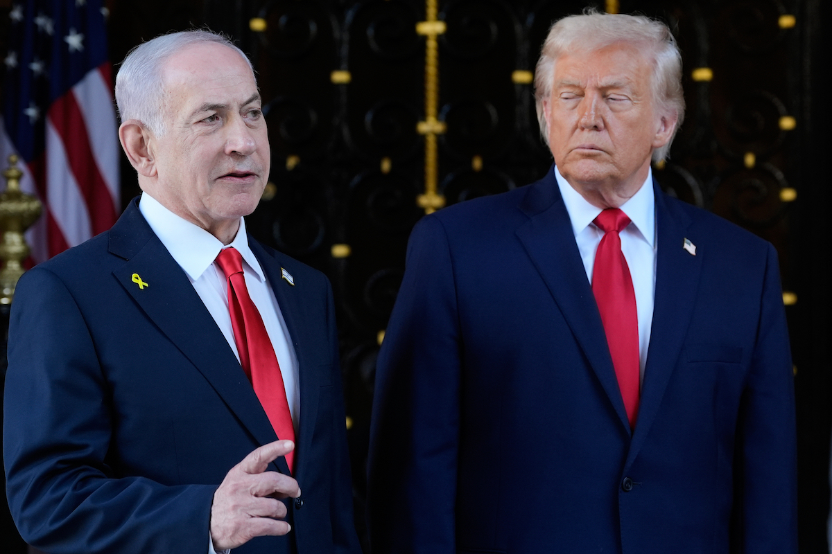 Tensioni tra Trump e Netanyahu dopo attacchi iraniani, il primo ministro ignora le richieste di Washington