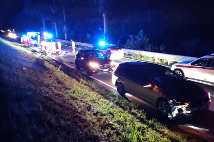 Tragedia a Brescello: muore a 19 anni Zaccaria in un incidente stradale con un’auto
