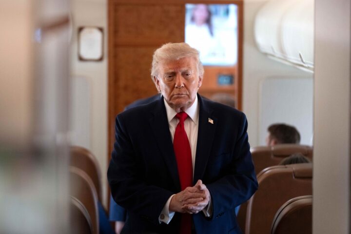 Trump alterna minacce e promesse di pace mentre si negozia accordo sul nucleare con l'Iran