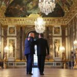 Trump e Macron si incontrano a Versailles durante il G7 per una cena di lavoro