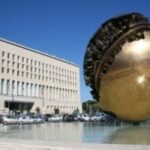 Un gruppo di 17 studenti palestinesi arriva a Roma dopo l'uscita da Gaza