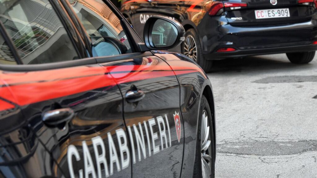 Volvara, uomo arrestato per tentato omicidio della moglie durante una lite