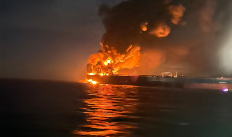 La Grande Truffa della Bandiera: Mosca ripulisce le petroliere sanzionate in alto mare