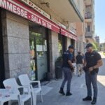 Aggressione al bar a Milano: gravemente ferito un cinquantacinquenne, arrestato il presunto aggressore