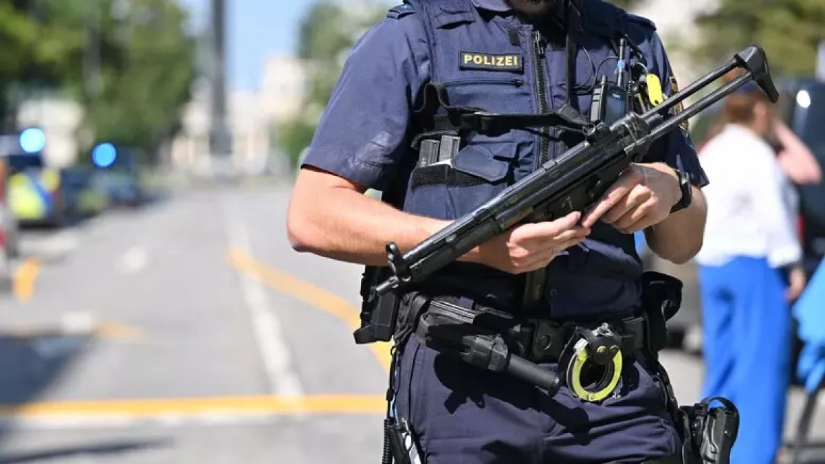 Attacco in un liceo di Schongau: due ragazze ferite, arrestato un 16enne con coltello e pistola