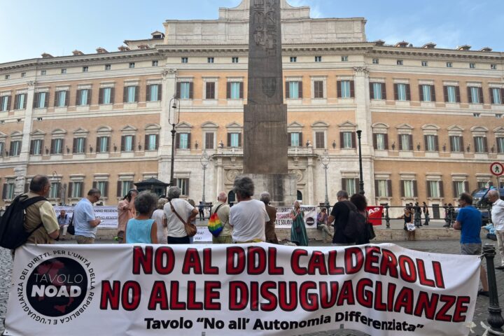Autonomia differenziata, la Camera approva le pre-intese e l'opposizione protesta: «Ricatto della Lega a FdI»