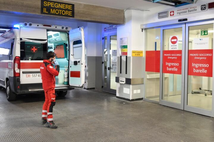 Bimbo di 18 mesi deceduto in ospedale, altri 4 bambini ricoverati a Catanzaro per sospetto batterio