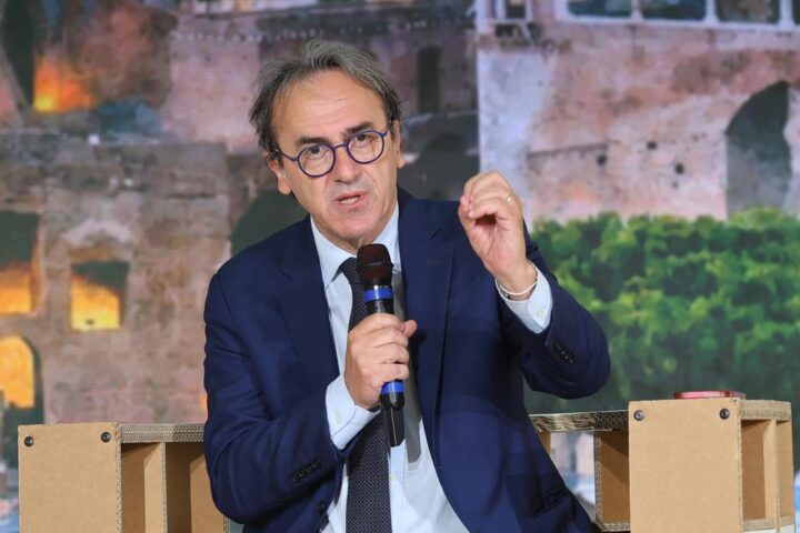 Bonelli critica Meloni dopo bocciatura emendamento: “è un fallimento, ora è il turno della sinistra”
