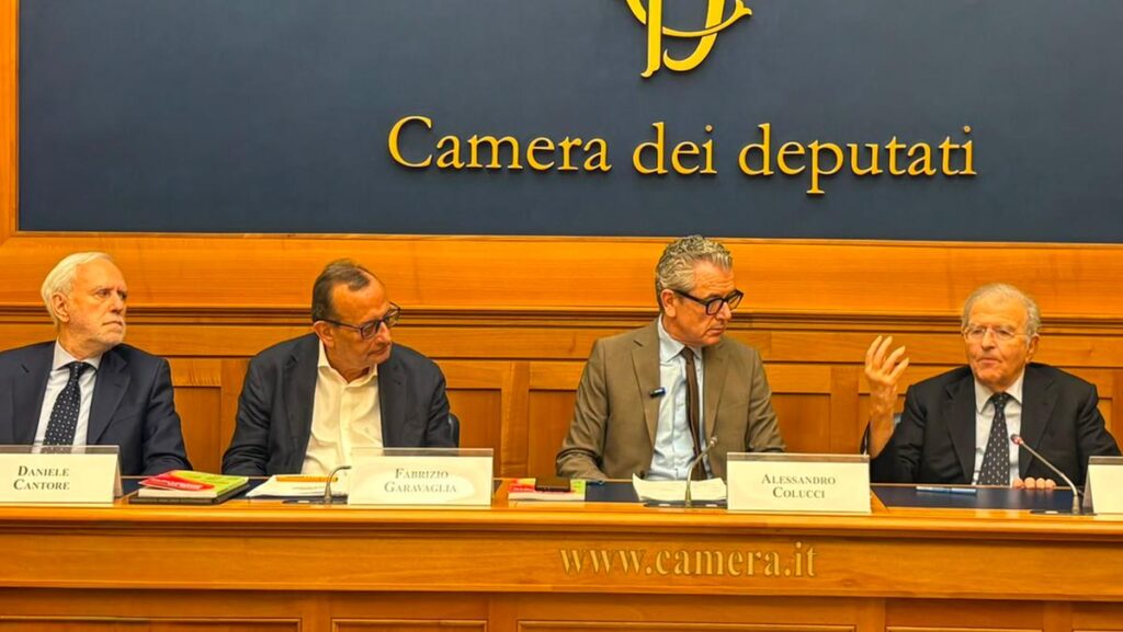 Colucci lancia “Riformisti per l’Italia”: un nuovo think tank del centrodestra dedicato ai territori