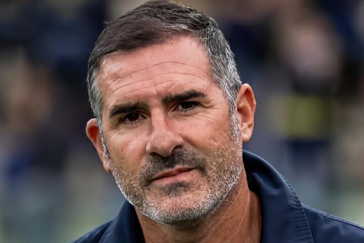Cristiano Lucarelli nuovo allenatore del Livorno, possibile trasferimento di Dionisi dalla Lucchese