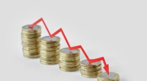 Declino salariale in Italia: cause e soluzioni per aumentare gli stipendi