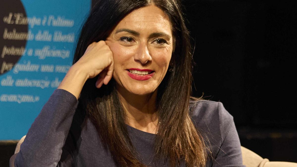 Electioni in Italia: il terzo polo non convince, si parla di cinque poli e possibili alleanze post voto
