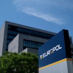 Europol scopre rete di uomini che pianificavano violenze sessuali sulle mogli dopo averle drogate