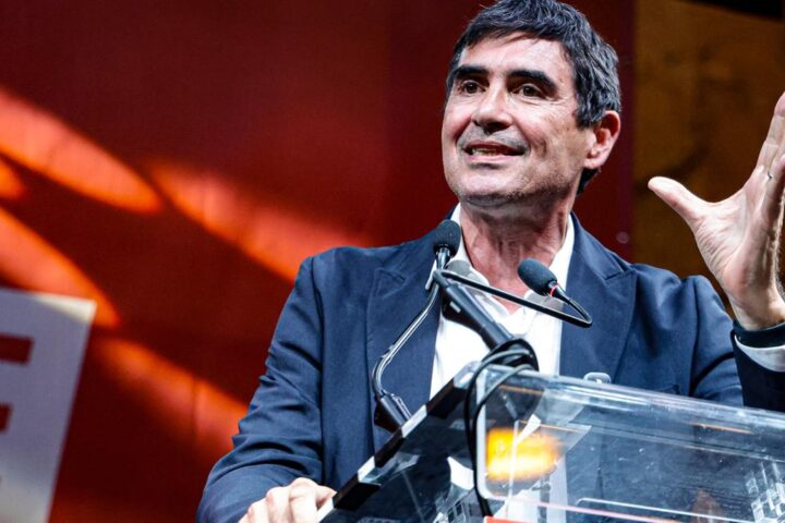 Fratoianni: “La nuova legge elettorale è una truffa e minaccia la democrazia”