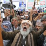 Gli Houthi impongono embargo marittimo contro l'Arabia Saudita dopo attacco a Sana'a
