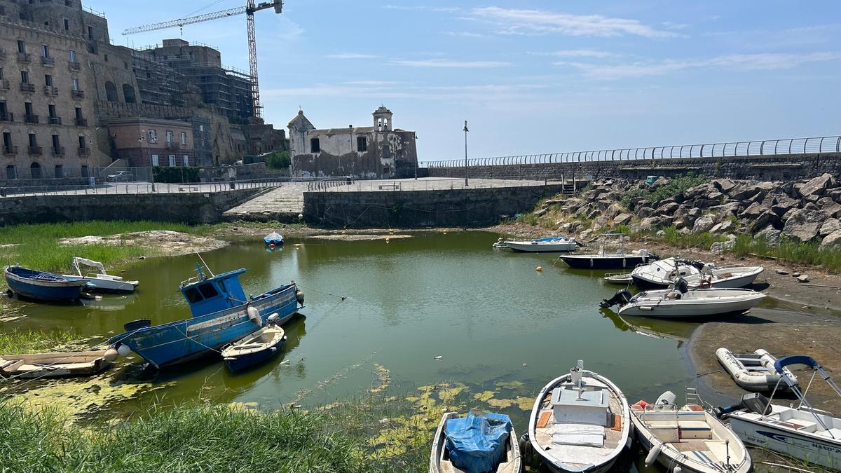Gli ottimisti dei Campi Flegrei: “Vogliamo differenziarci dai catastrofisti”