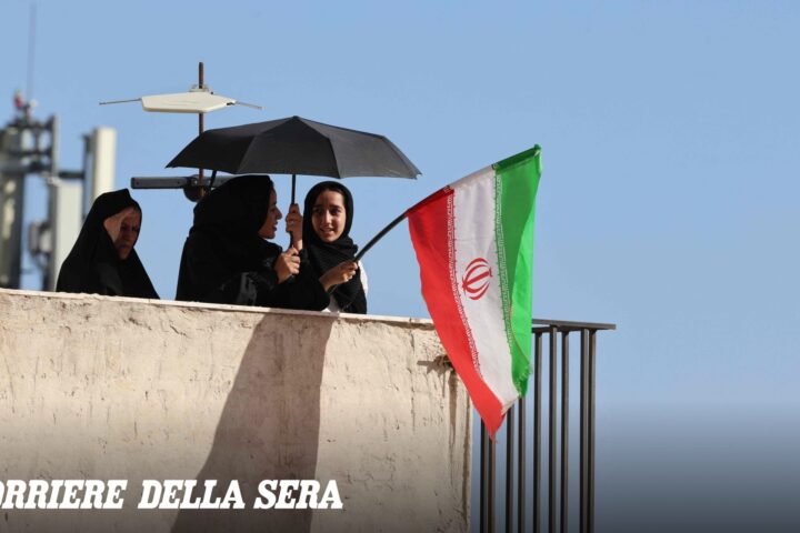 Guerra Usa-Iran, Trump discute di offensive militari con il Consiglio di sicurezza nazionale