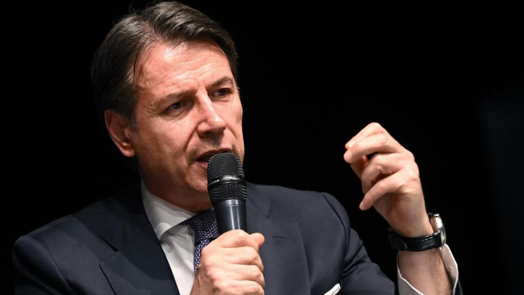 I problemi di Giuseppe Conte e il futuro del simbolo M5S in vista della kermesse Nova