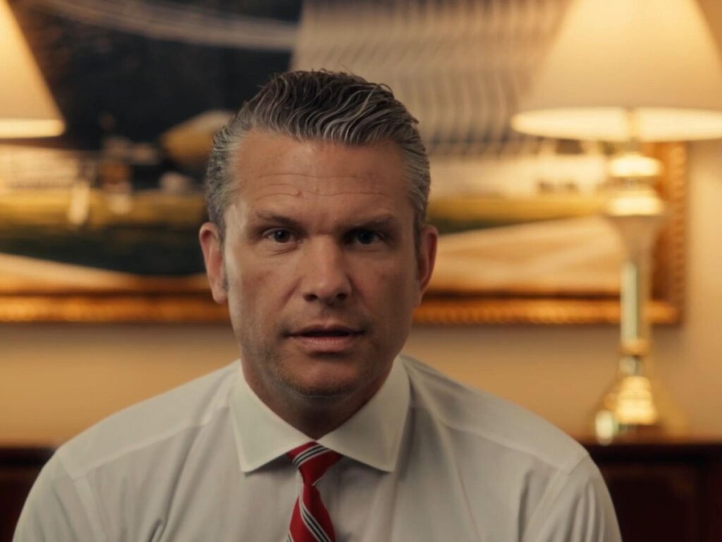 Il capo del Pentagono Hegseth propone test obbligatori del testosterone per militari over 30