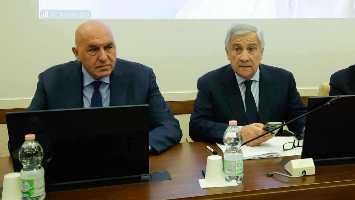 Il governo italiano prenota 14,9 miliardi per fondo Safe, ma la Lega: “Decida il Parlamento”