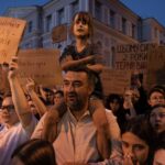 Il licenziamento del capo delle forze armate ucraine Oleksandr Syrsky dopo le manifestazioni a Kiev e altre città
