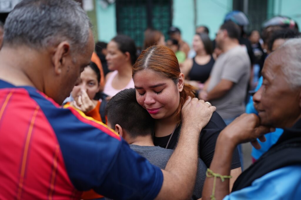 Il numero delle vittime dei terremoti in Venezuela raggiunge 2.645, tra cui 16 italiani