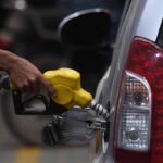 Il prezzo del petrolio sale a causa degli attacchi tra Iran e Stati Uniti