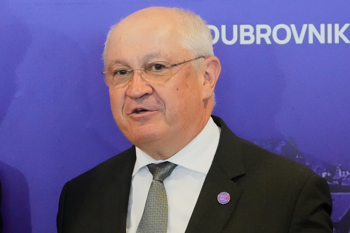 Il primo ministro moldavo si dimette dopo uno scandalo di corruzione che coinvolge la presidente