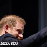 Il principe Harry arriva a Londra per gli Invictus Games, assente Meghan e i figli