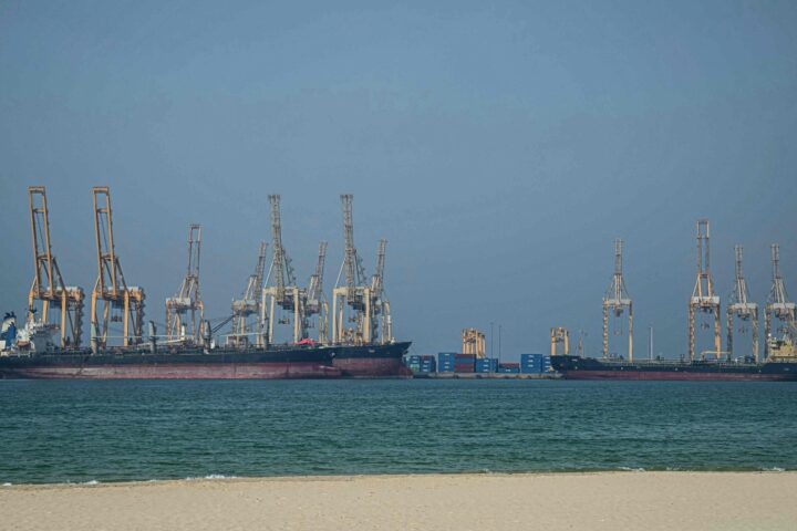 Iran, Stati Uniti e la strategia di «de-basificazione»: analisi delle nuove dinamiche belliche nel Golfo